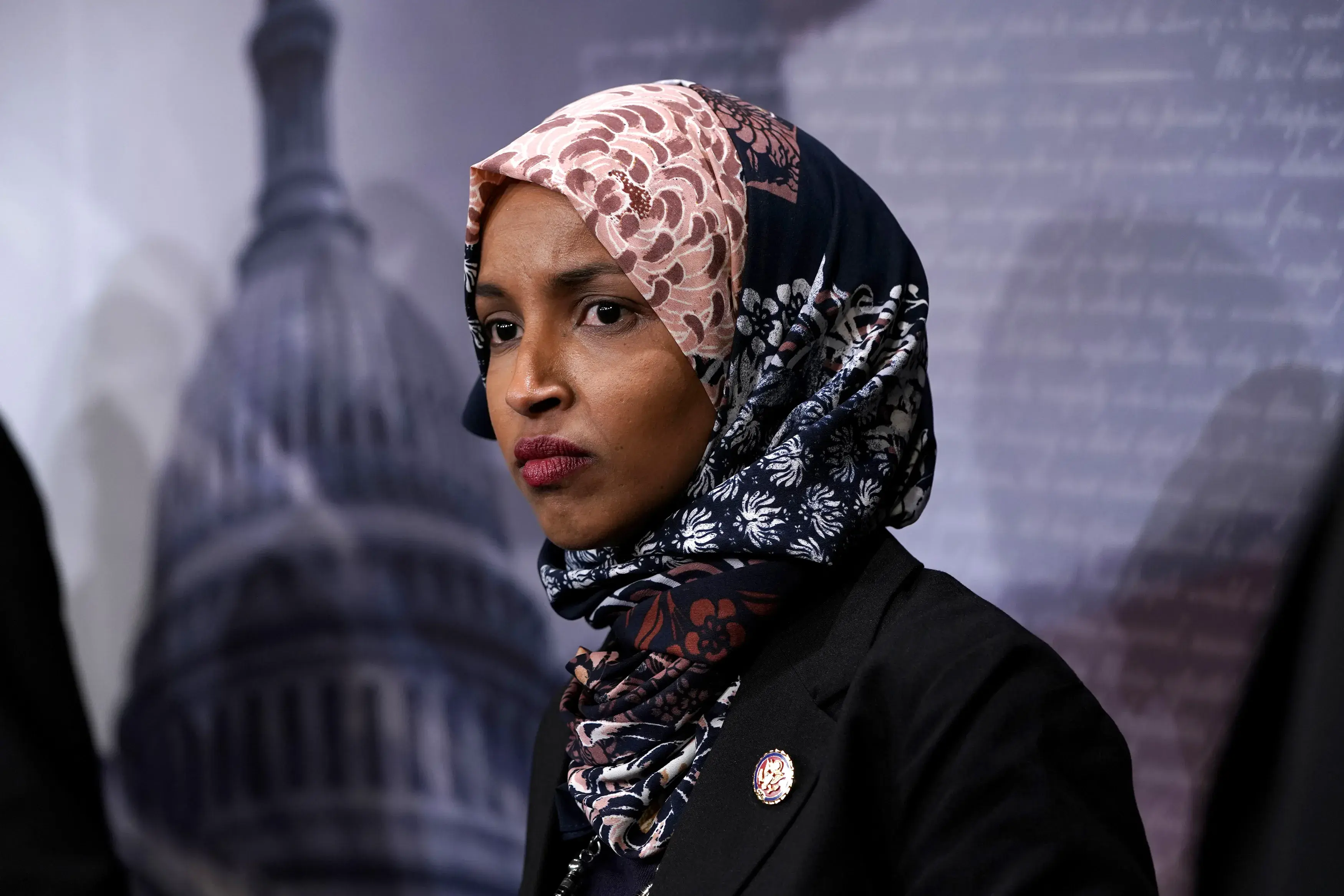 La investigación federal toca la puerta de Ilhan Omar en Washington